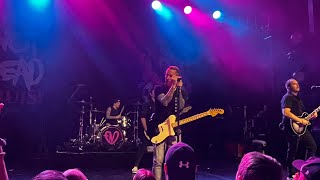 Download lagu Yellowcard - One Year, Six Months live