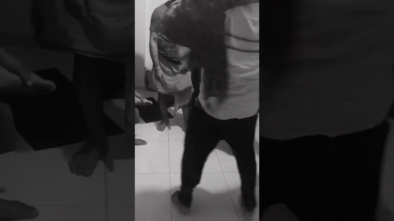 sasty room per jyada masty