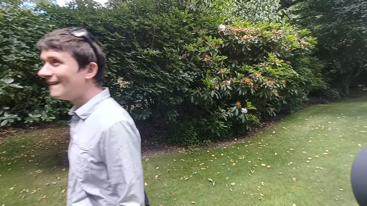 Xmas walk at Trotts Garden