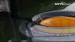 Seabin combats ocean pollution| CCTV English