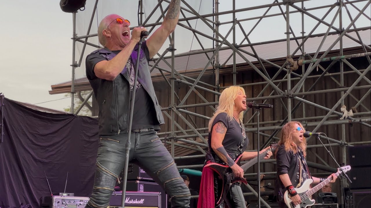 Lita Ford & Dee Snider - We’re Not Gonna Take It, 6-7-2025 at Tag’s in Big Flats, NY.