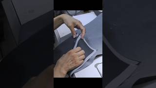Sew the darts on the jacket
Sew the darts on the jacket Sew the darts on the jacket