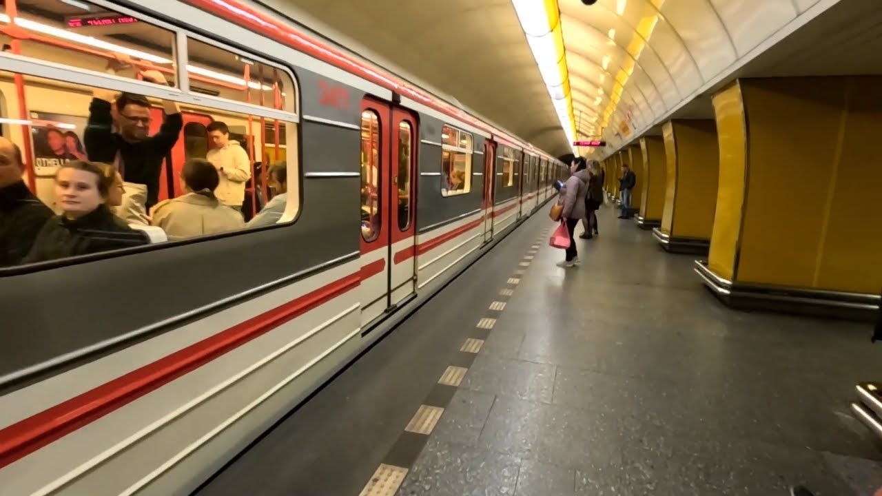 Prague Metro Ride ( Line B ) - Národní třída to Můstek | 5x Escalator | 27/05/25