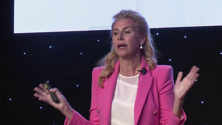 NEVER GIVE UP. MOTIVATE! | Nicolla Hewitt | TEDxAUK