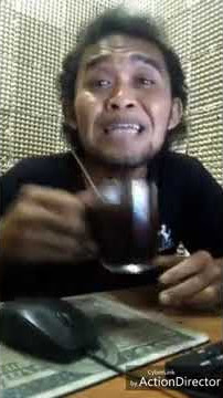Rhoma irama ngopi dulu kalo mau nyanyi