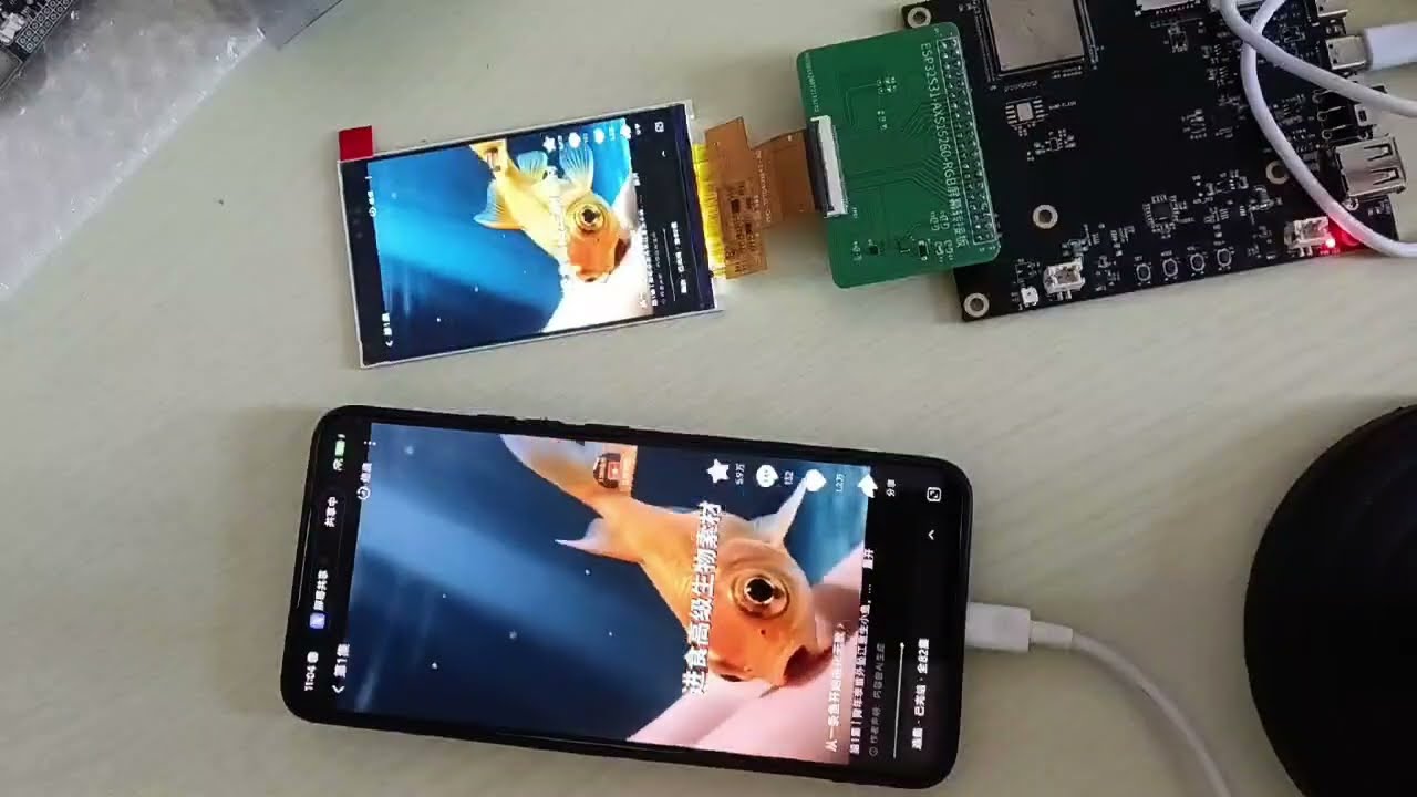 ESP32-S31 Phone Screen Mirroring Is Finally Working! Wireless Casting Demo