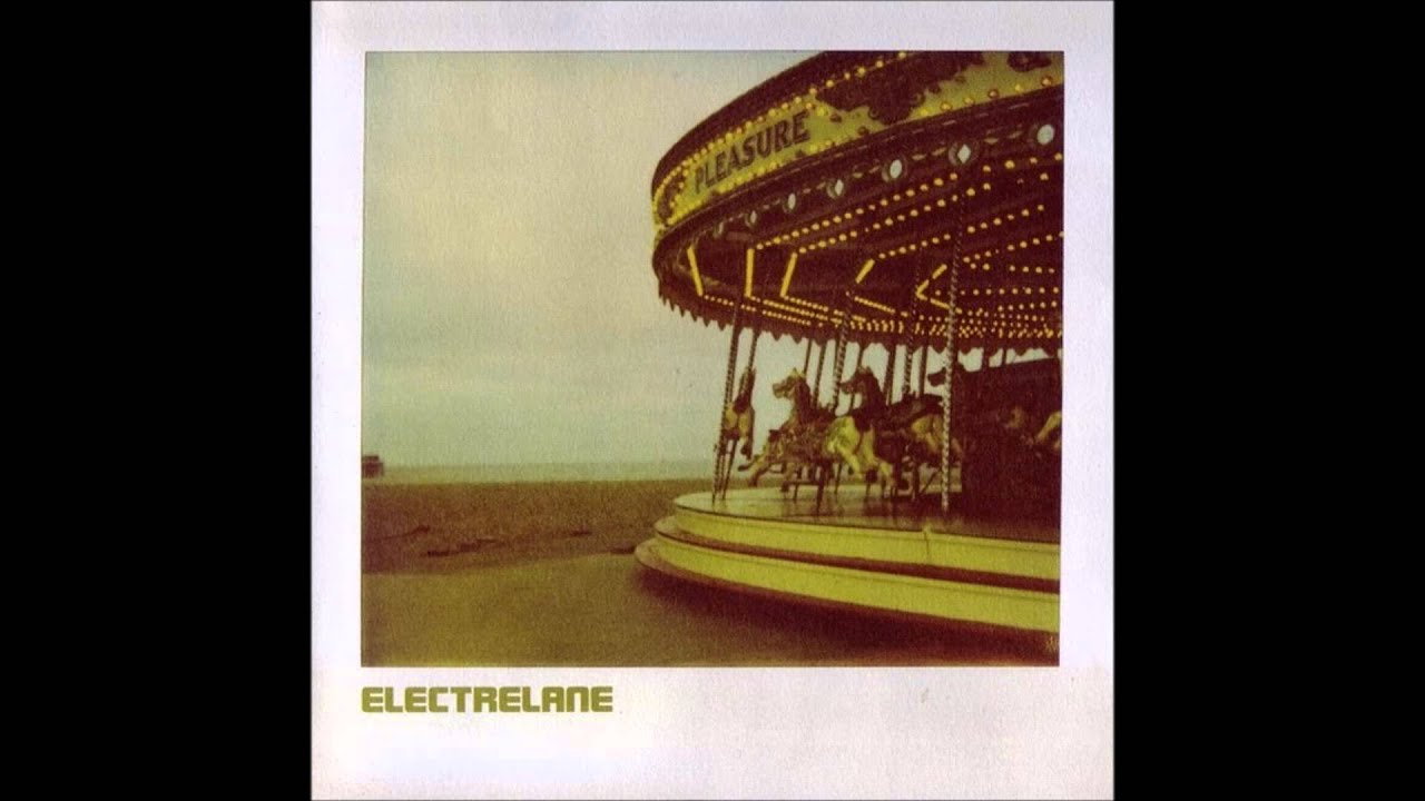 Electrelane - Blue Straggler adlı videoyu YouTube'da izle Electrelane - Blue Straggler adlı videoyu YouTube'da izle