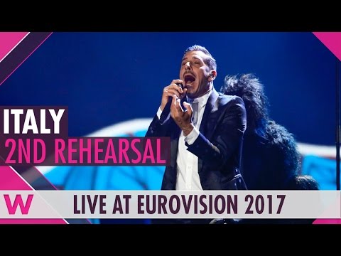 Second rehearsal: Francesco Gabbani “Occidentali's Karma” (Italy) Eurovision 2017 | wiwibloggs