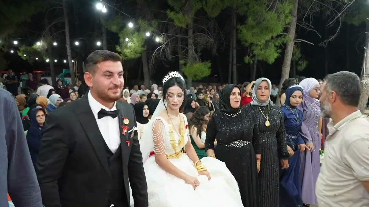 İrfan & Zilan ŞAHİN (Aşağı Şerikanlı Köyü 2)FOTO ZEKERİYA