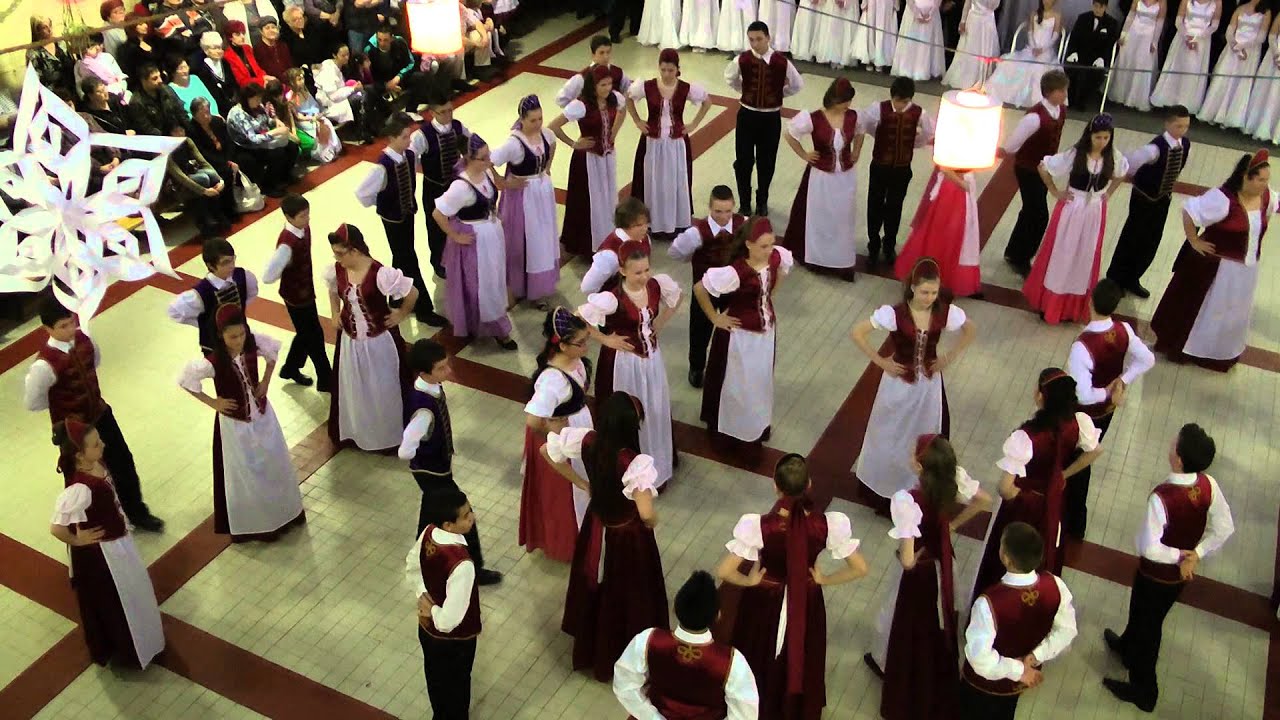 Bolyky Tamás Általános Iskola Ózd Alsós Farsang 2013 Palotás