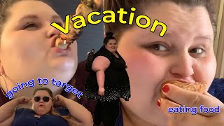 Amberlynn Reid Going On Vacation To Get Away From Her Busy Life *Eat In A Hotelroom*