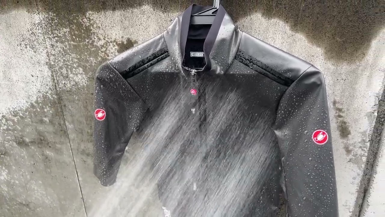 カステリ『GABBA R』の防水性能を確認する