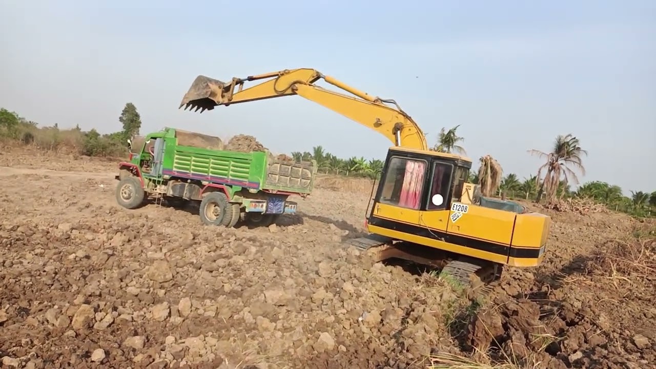 New Hino Dump Truck Crash DisasterAmbulance Rushes to Rescue |UltraRealistic Miniature Diorama