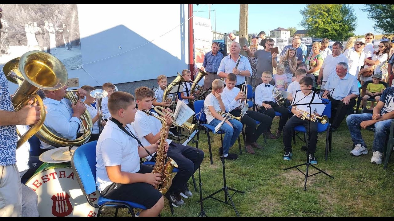 Uczniowie Ogniska Muzyki Tradycyjnej w Zdziłowicach - Foxtrot (Fanfara 2023)
