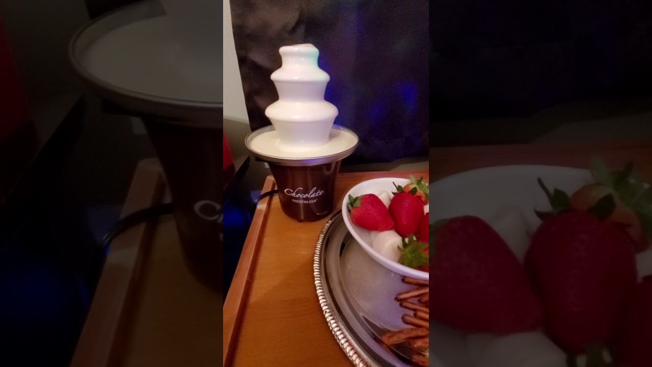Nostalgia cff300 mini chocolate fondue fountain. YouTube