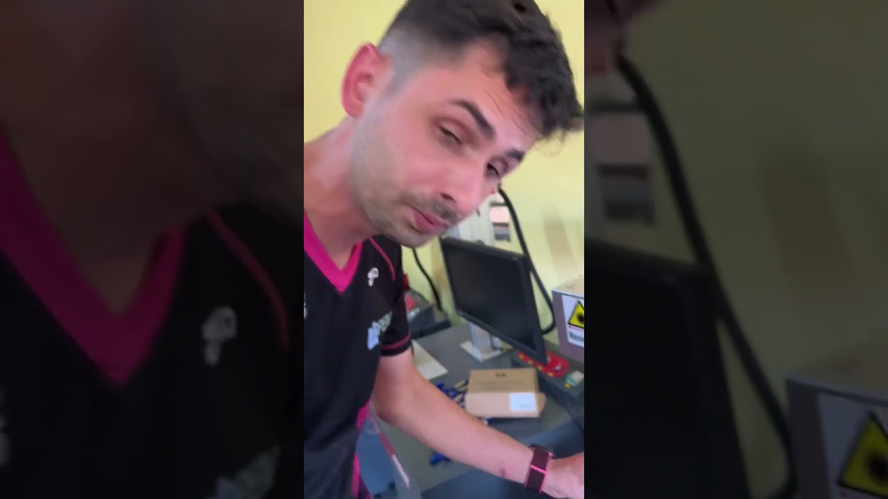 Essa é a diferença entre uma fiber convencional e uma fiber UV, Quem vende elas? Lidio LASER