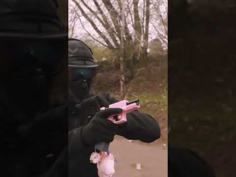 Pink Glock #glock #pink #3dprinting #cod #warzone #shooting #guns #modernwarfare #shorts #funny #4kt