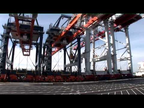 Nouveaux portiques au Terminal des Flandres