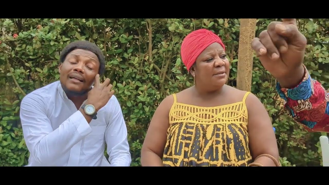 Les dégagements de Mama Monica : L'argent de l'assurance (film africain)