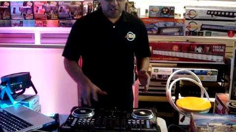 DJ Etronik @Canal Hi-Fi(www.realproaudio.com) Giving us the Scoop on the American Audio VMS 4.1