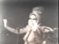 Capture de la vidéo Bette Midler - Marihuana