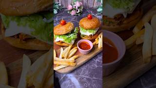 Crispy Tandoori chicken burger recipe 🍔#chickenburger #tandoorichicken #burgerrecipe #ytshortsvideo