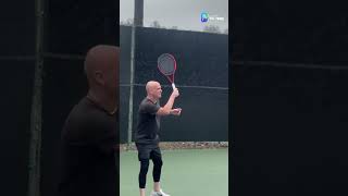 ¡Qué placer ver jugar tenis a Andre Agassi 🇺🇸!