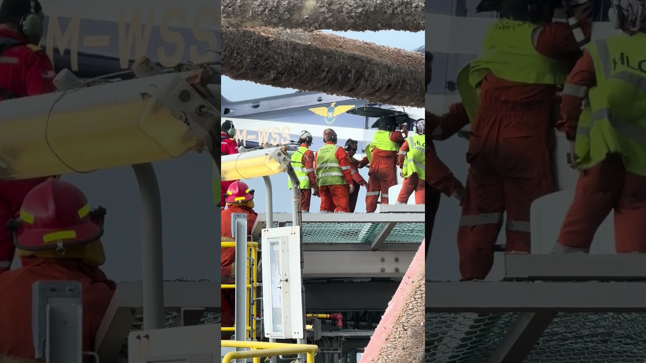 Helideck Crew loading bags #helicopter #offshore #jackup