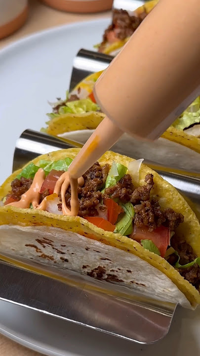 This is the only right way to make a taco