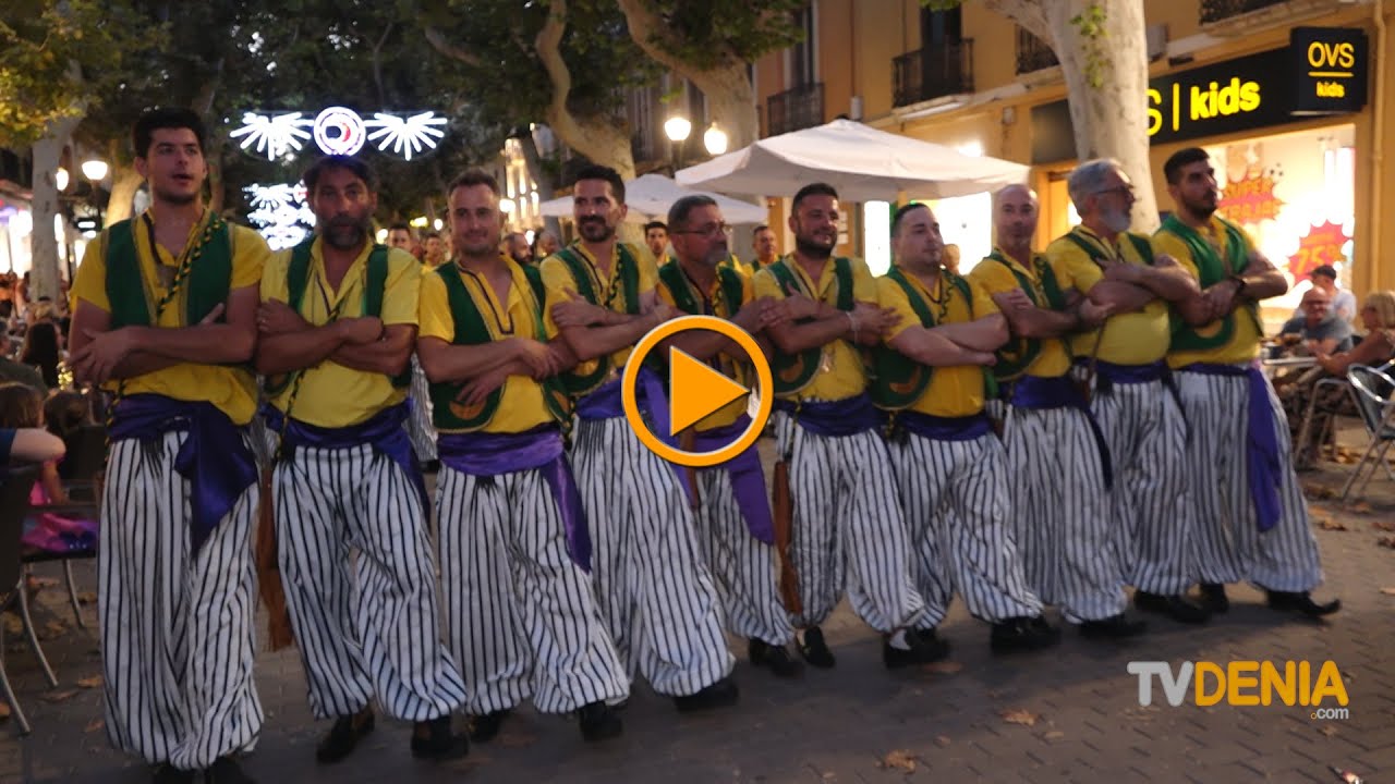 La Entraeta Mora brilla en el centro de la ciudad