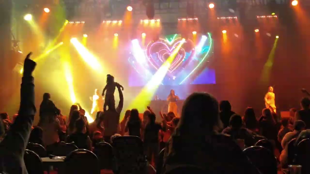 Super Star ⭐ DJ Butlins Minehead YouTube