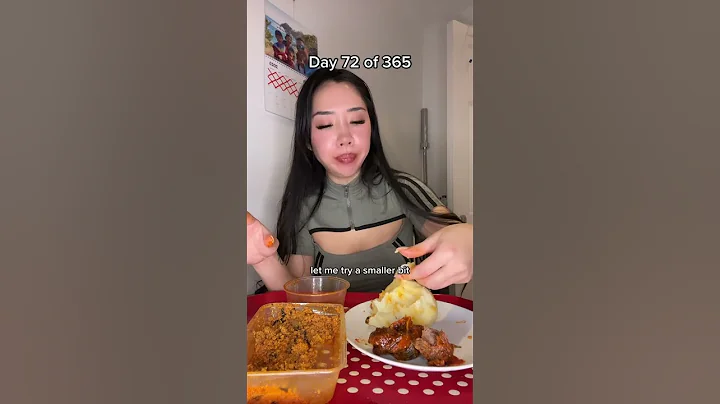 Egusi Soup & Pounded Yam - I’ve been told conflicting things about not chewing! #egusisoup #mukbang