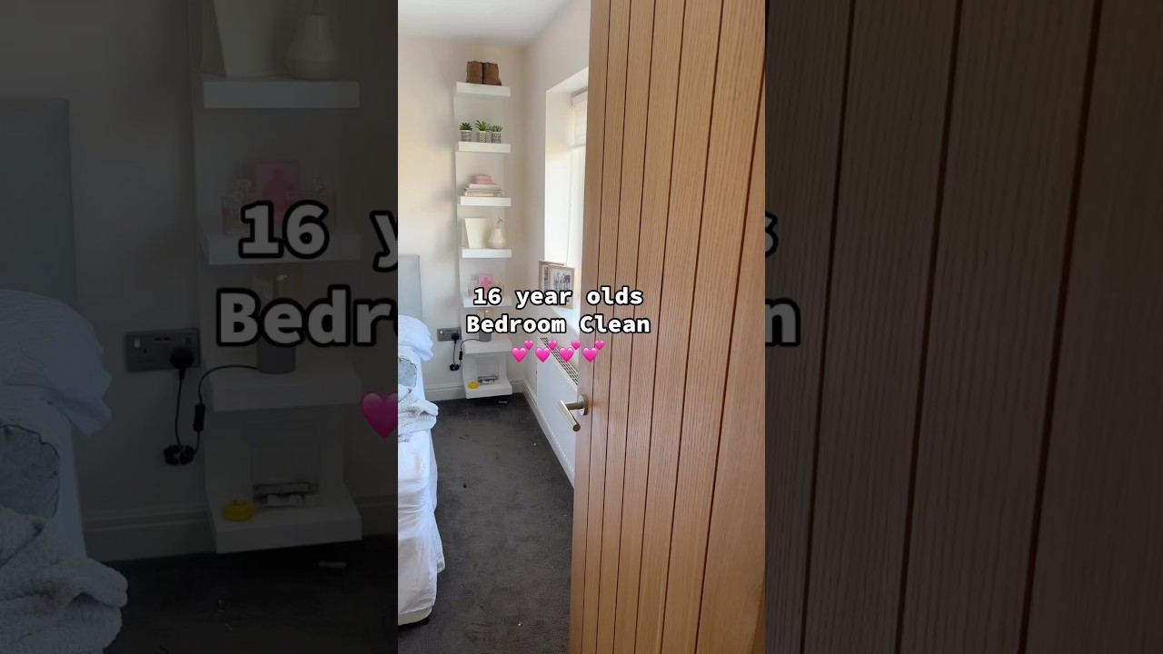 Clean my 16 year olds bedroom with me 💕 