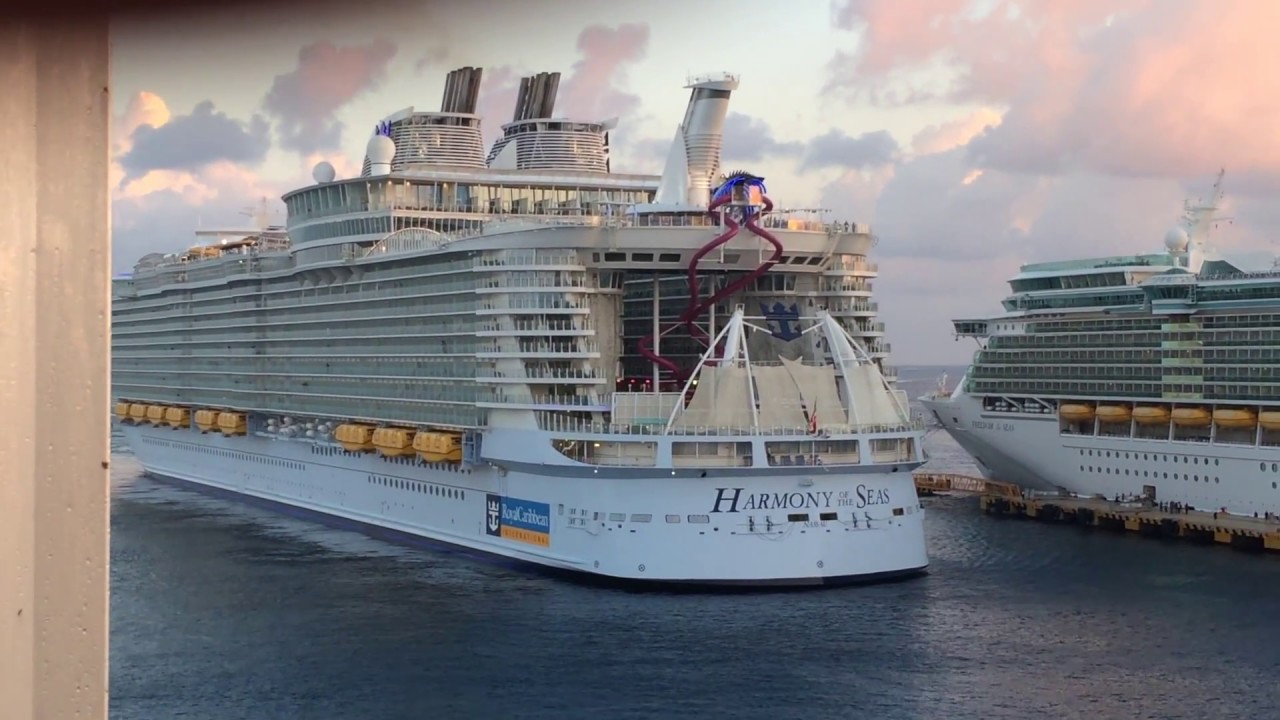 Harmony of the Seas docking at Cozumel, Mexico - YouTube