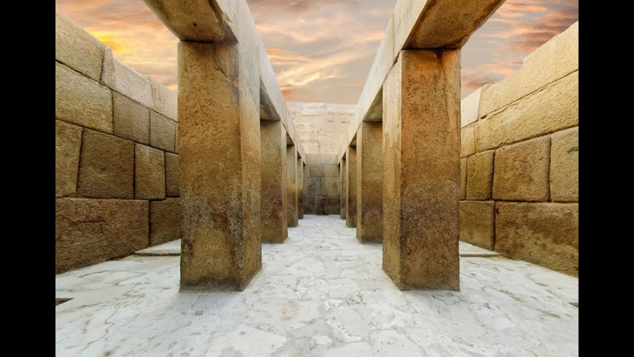 Изогнутые камни древнейшего Храма Хефрена