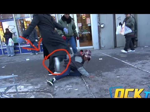 Video: Der trauernde Welpe stirbt fast an einem gebrochenen Herzen, bis der Bulle hereinfällt