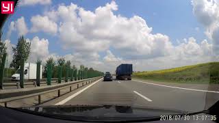 Explozie anvelopa TIR pe A2 Bucuresti - Constanta (Truck tire explosion on Romanian A2 highway)