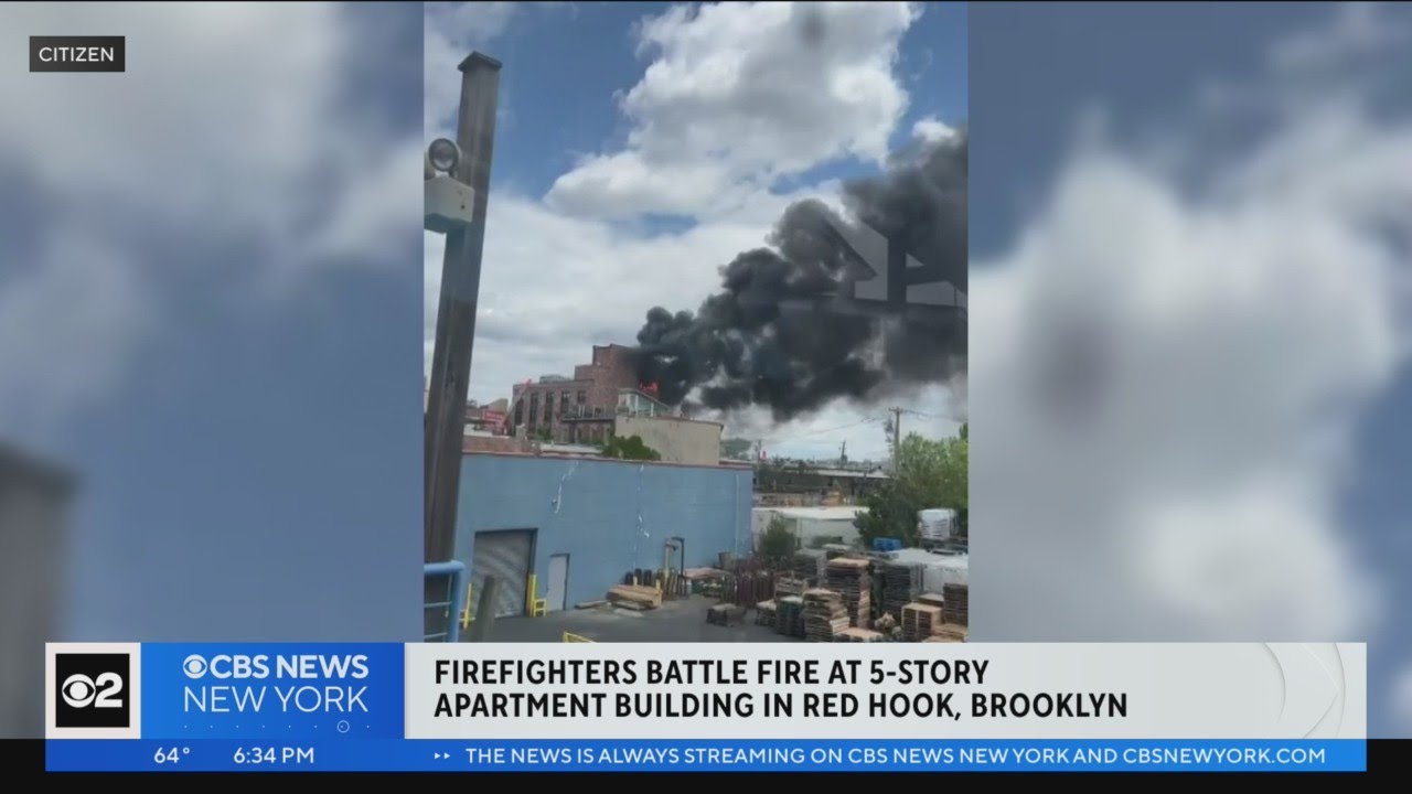 Firefighters battle blaze at 5-story Brooklyn apartment building - YouTube