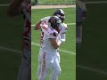 Jan Dunovský oběhl celou defenzívu Sígrs a donesl míč až do endzóny! 🏃‍♂️🏈