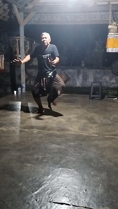 Latihan Tari Penasar, oleh I Made cat Suteja di KBH