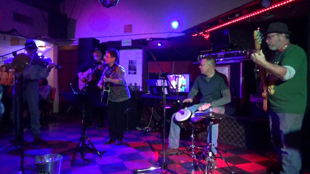 December 11th 2018 Tuesday Open Mic Intimo Lounge  00015