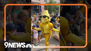 Savannah Bananas arrive in Denver on Banana Ball World Tour