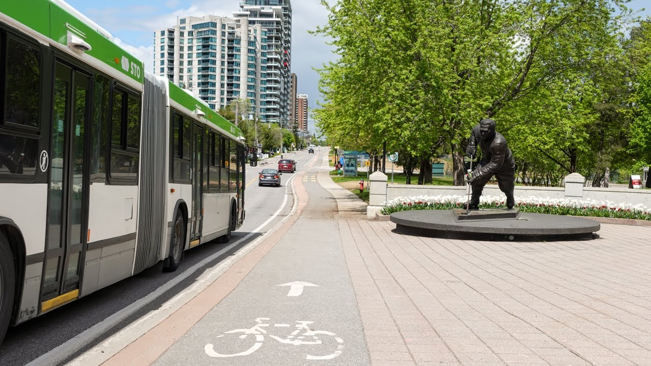 Rue Laurier Raised Cycle Track (Gatineau, QC - May 2024)