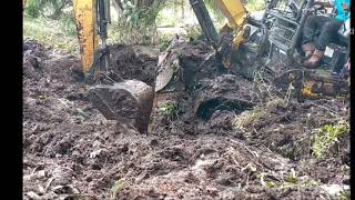 evakuasi excavator vio 50 AMBLAS😱😱
