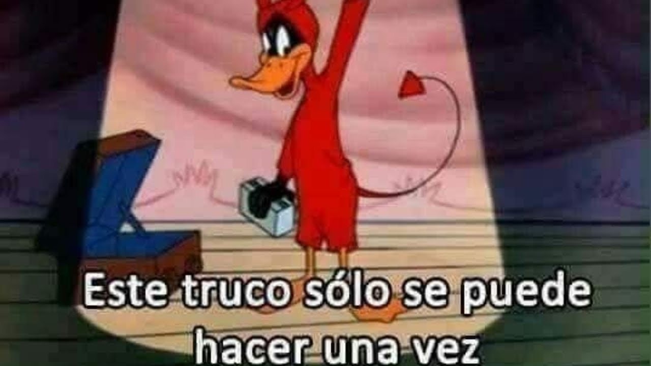 Creepypastas de fondo mientras tu compa le dice a los narc0s: 