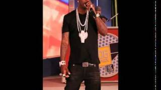 Gucci Mane -Weirdo [Prod By Drumma Boy]