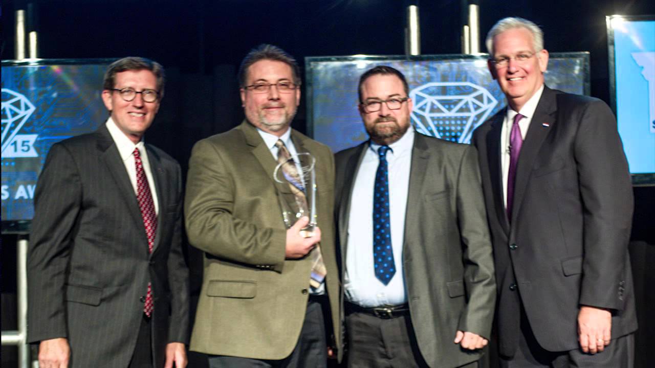 camera iphone 8 plus apk Governor's Innovative Industry Training Award