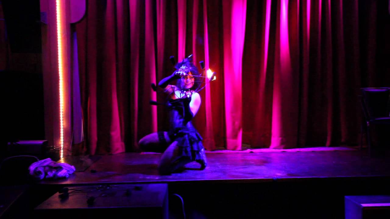 Tarlae - Fire Spinning Burlesque @ Melbourne Uncovered