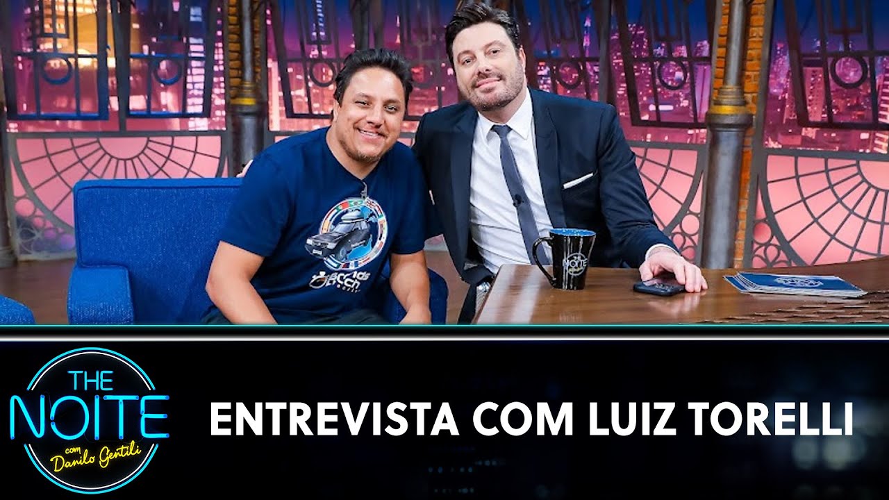 Entrevista com Luiz Torelli, o brasileiro que viajou 28 países de UNO | The Noite (18/09/23)