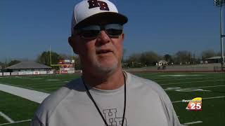 Hallettsville Football Heads To Regionals